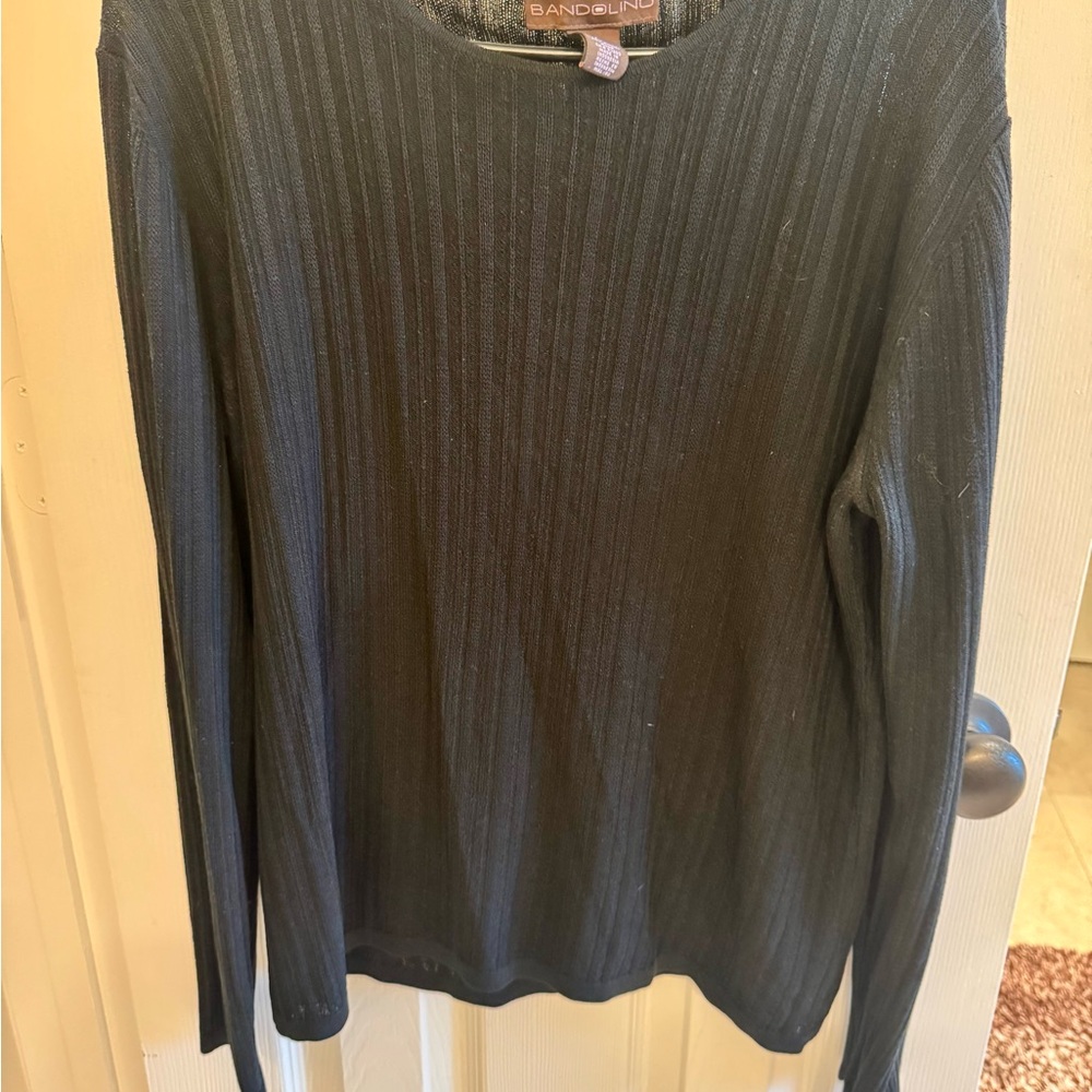 Bandolino Charcoal Ribbed Knit Top